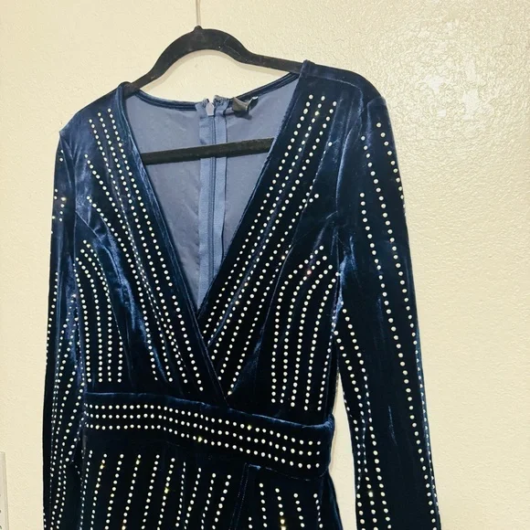 Windsor Alexa Velvet Studded Wrap Mini Navy Blue Dress Size Medium - Picture 3 of 9